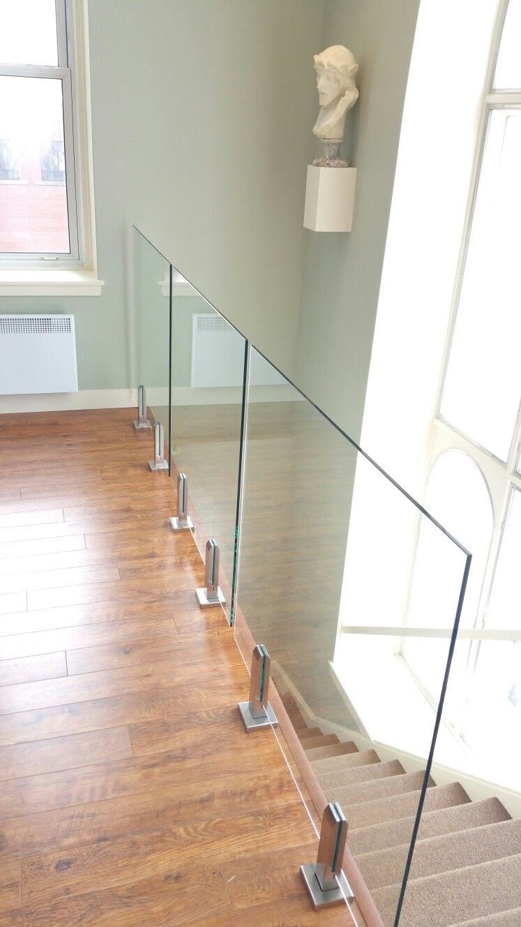 פרויקט זכוכית Diamond Glass